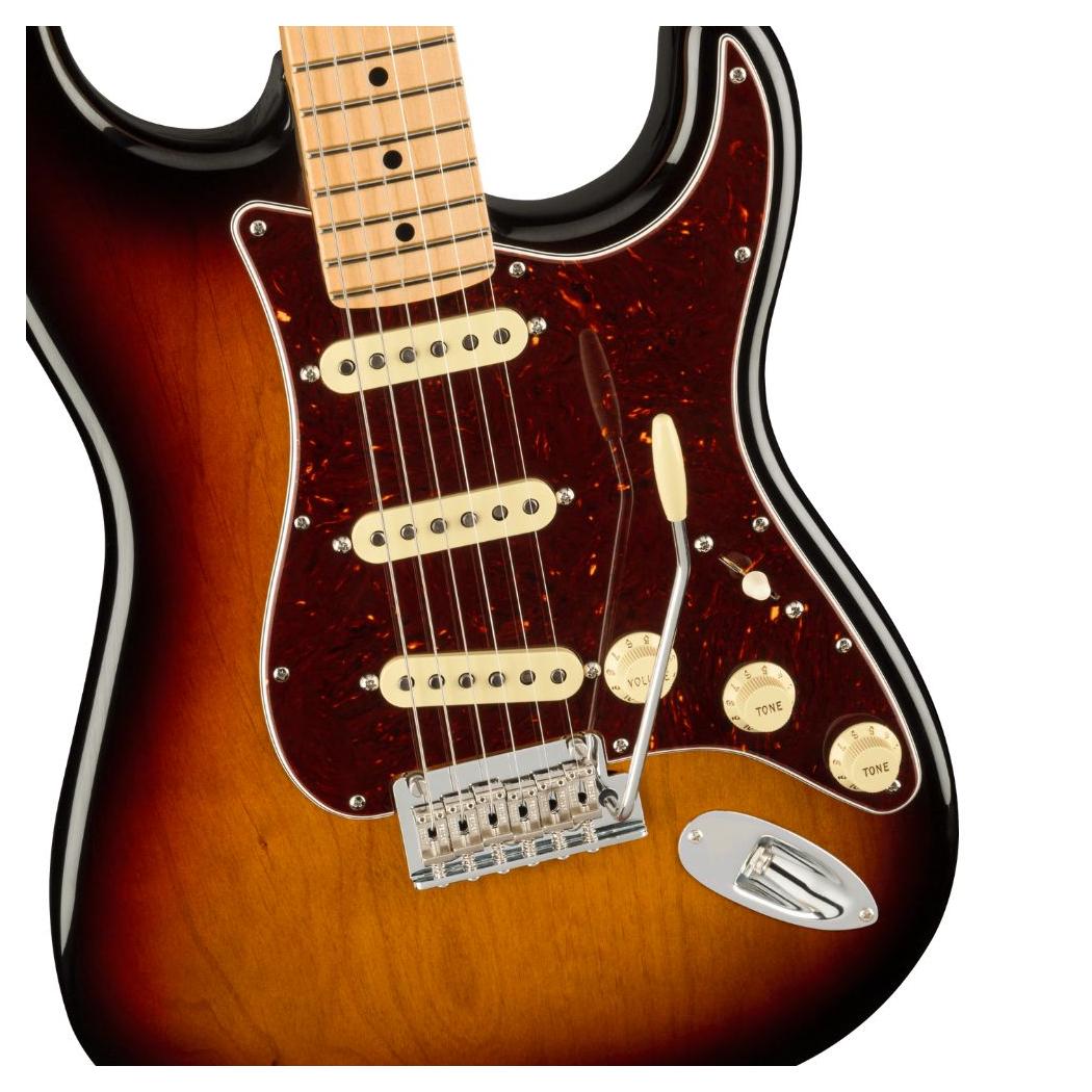 GUIT. FENDER AM PRO STRAT MN 3SB