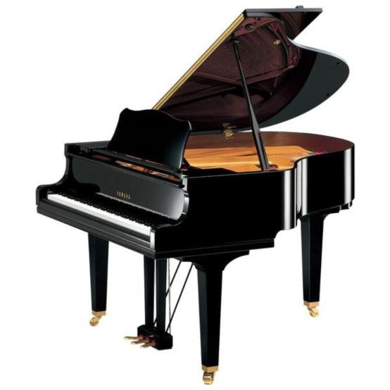 PIANO YAMAHA GC2 PE